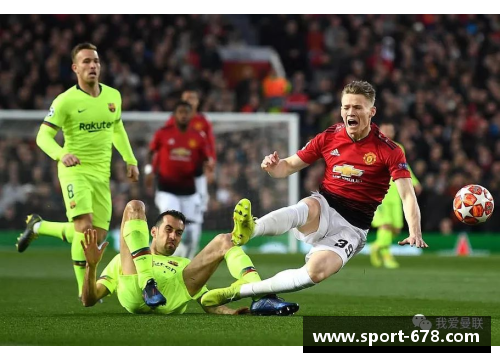 球员插后带球冲向禁区，一番对抗令人眼前一亮